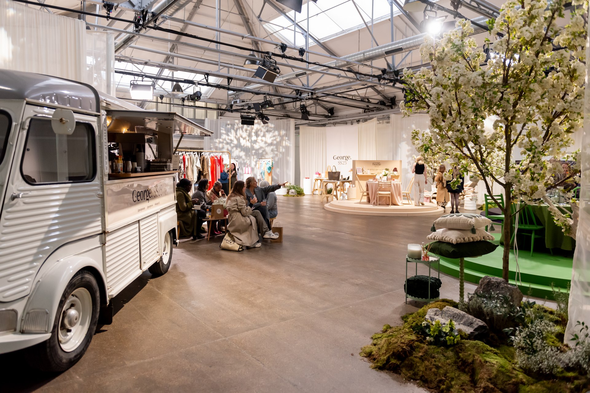 George SS25 Press Day – Electric Sunshine events & experiential