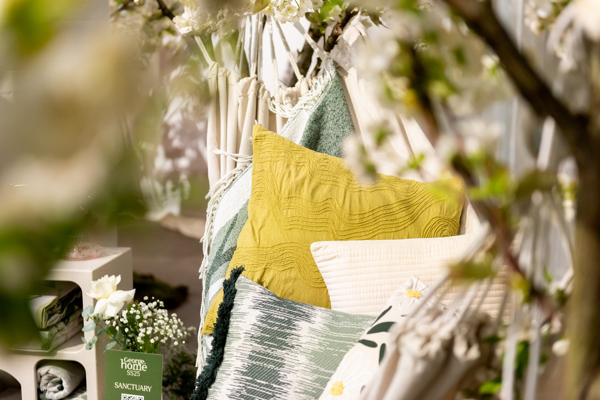 George SS25 Press Day – Electric Sunshine events & experiential