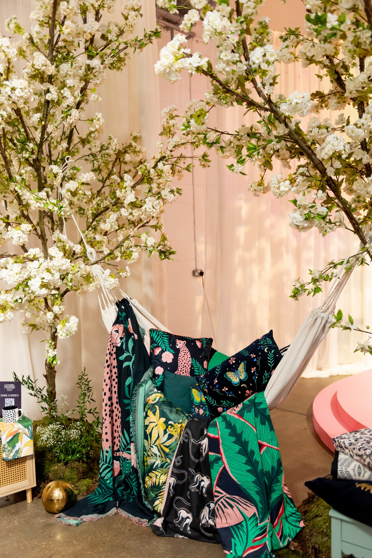 George SS25 Press Day – Electric Sunshine events & experiential