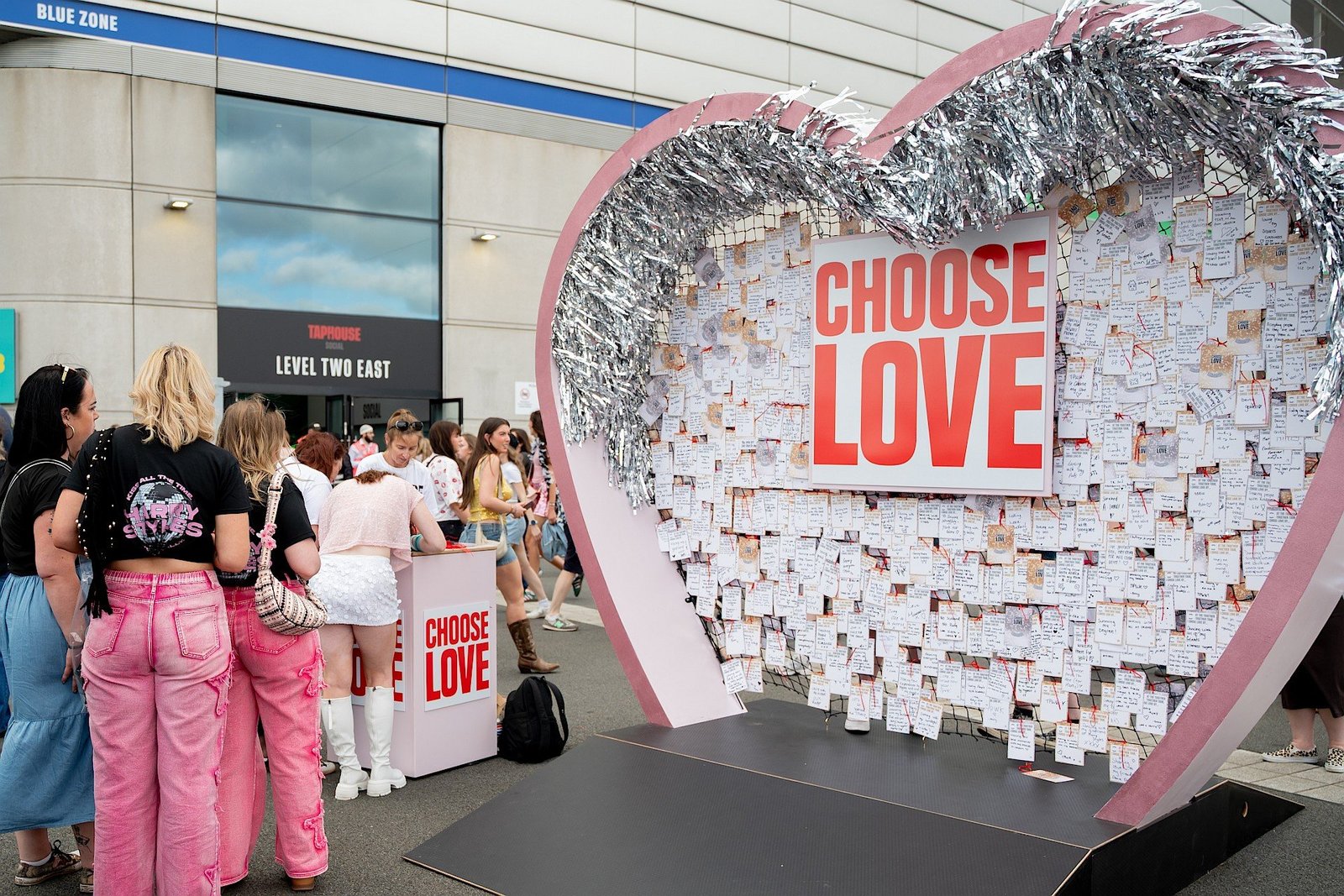 Choose Love x Harry Styles Charity Activation - Electric Sunshine events & experiential